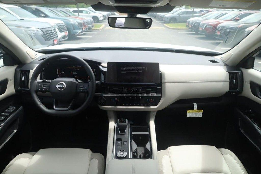 new 2026 Nissan Pathfinder car, priced at $44,770
