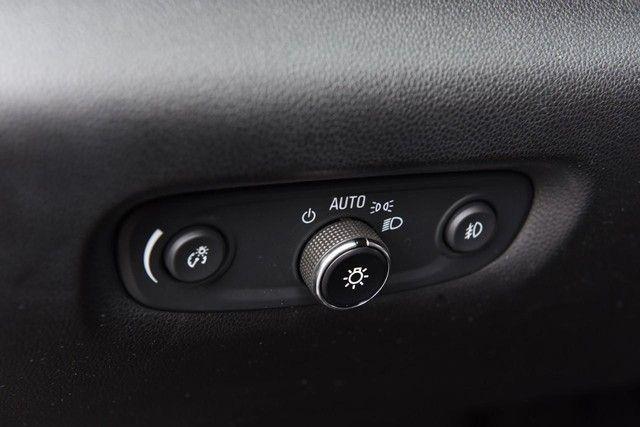 used 2019 Chevrolet Traverse car, priced at $19,355