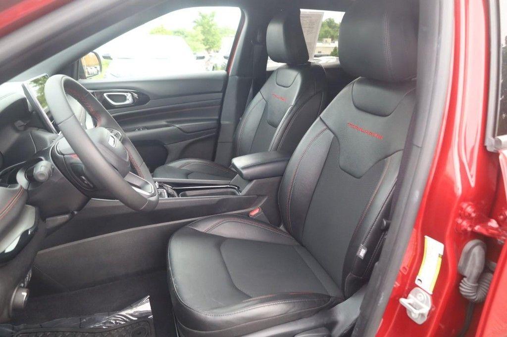 used 2025 Jeep Compass car, priced at $22,600