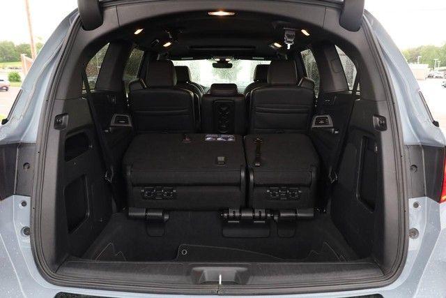 used 2025 Honda Odyssey car, priced at $38,900