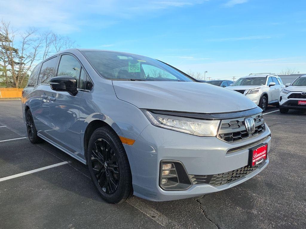 used 2025 Honda Odyssey car, priced at $38,577
