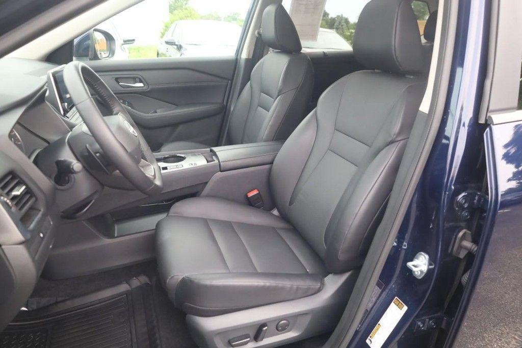 used 2025 Nissan Rogue car, priced at $26,800