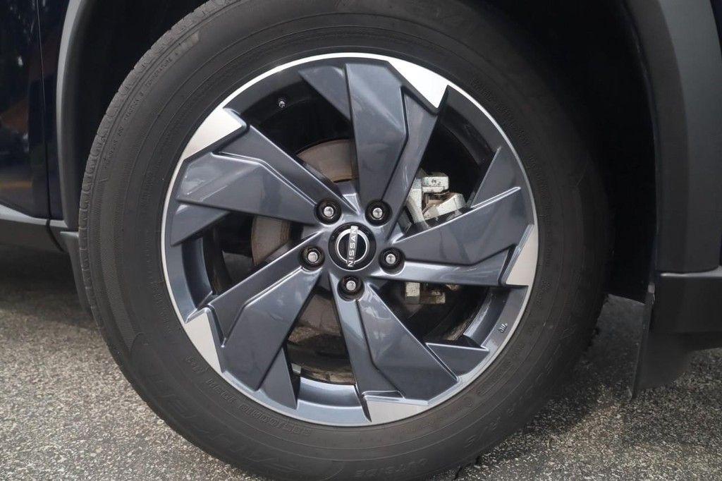 used 2025 Nissan Rogue car, priced at $26,800