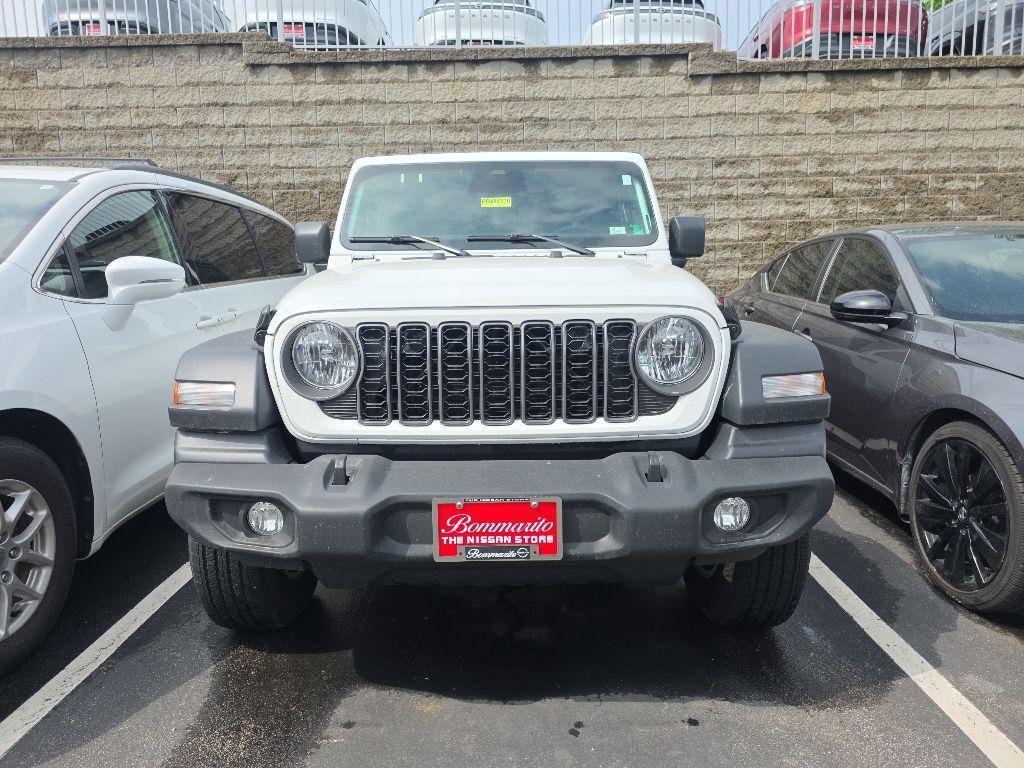 used 2025 Jeep Wrangler car, priced at $35,008