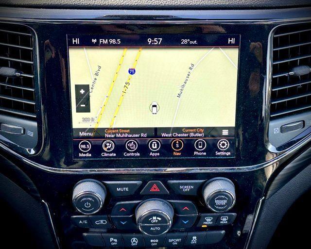 used 2022 Jeep Grand Cherokee WK car, priced at $25,643