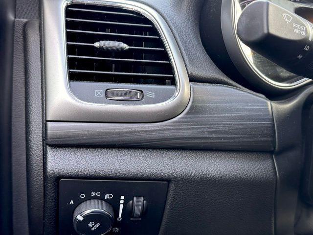 used 2022 Jeep Grand Cherokee WK car, priced at $25,643