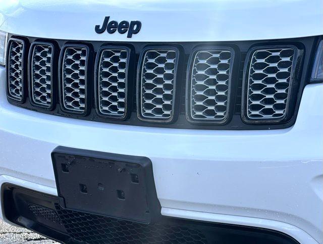 used 2022 Jeep Grand Cherokee WK car, priced at $25,643