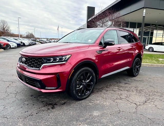 used 2021 Kia Sorento car, priced at $21,298