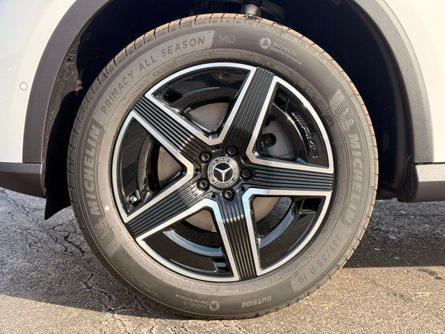 new 2026 Mercedes-Benz GLC 300 car, priced at $64,905