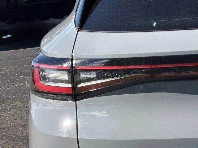 used 2022 Volkswagen ID.4 car, priced at $23,286