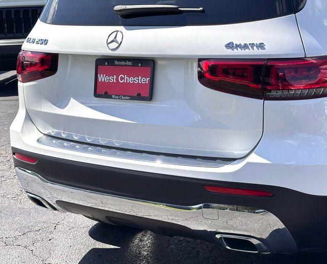 used 2020 Mercedes-Benz GLB 250 car, priced at $20,111