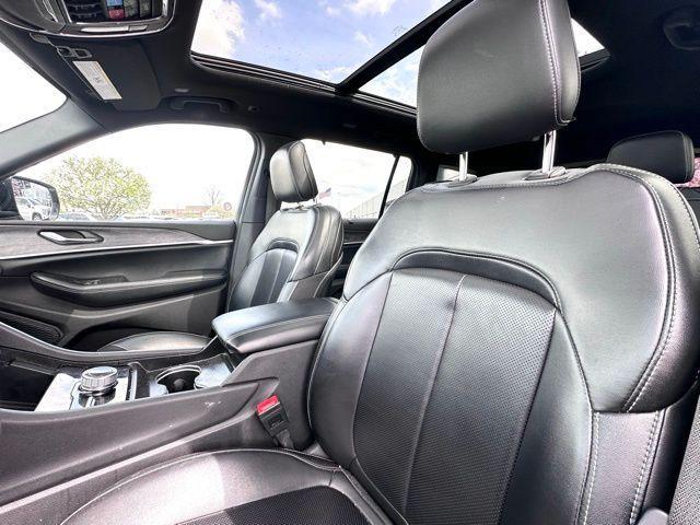 used 2024 Jeep Grand Cherokee L car, priced at $33,908