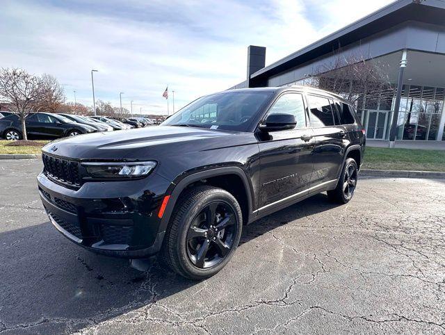 used 2023 Jeep Grand Cherokee L car, priced at $28,453