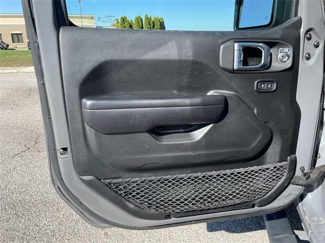 used 2021 Jeep Gladiator car, priced at $31,997