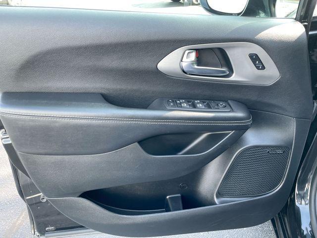 used 2022 Chrysler Pacifica car, priced at $28,607