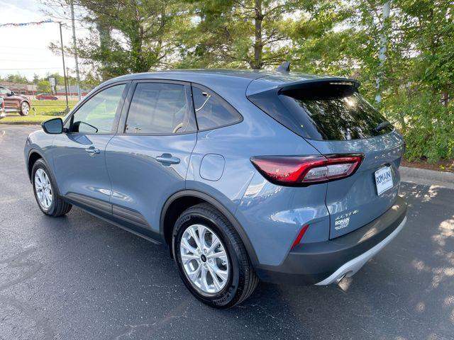used 2025 Ford Escape car, priced at $23,997