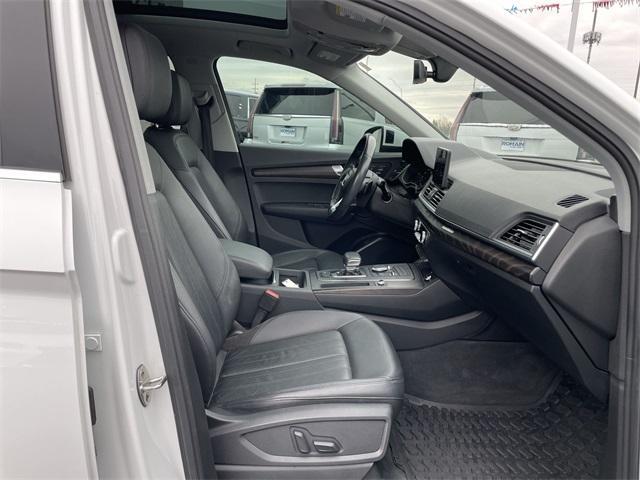 used 2020 Audi Q5 car, priced at $16,877