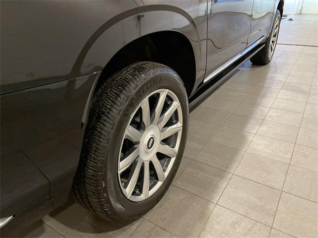 used 2023 Cadillac Escalade ESV car, priced at $57,995