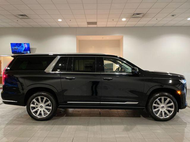 used 2023 Cadillac Escalade ESV car, priced at $58,811