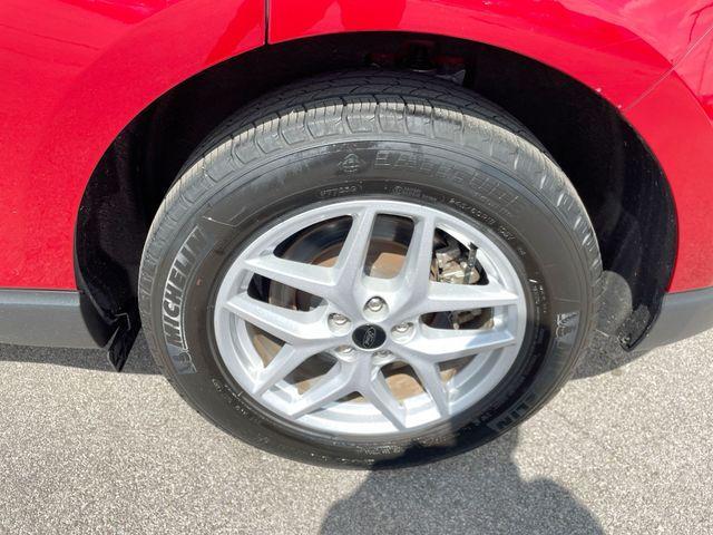 used 2023 Ford Edge car, priced at $28,148