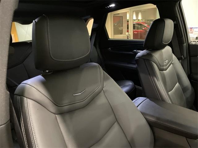 used 2025 Cadillac XT5 car, priced at $42,616