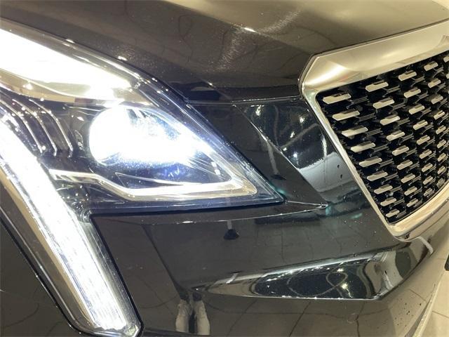 used 2025 Cadillac XT5 car, priced at $42,616