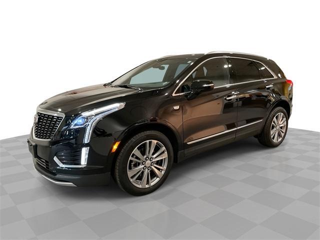used 2025 Cadillac XT5 car, priced at $43,309
