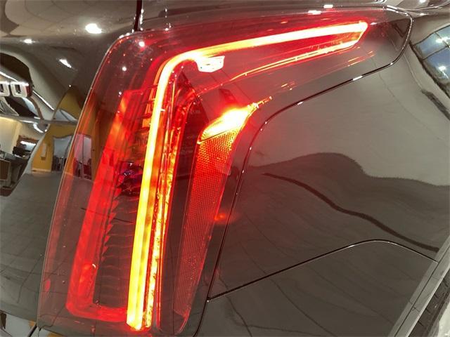 used 2025 Cadillac XT5 car, priced at $42,616