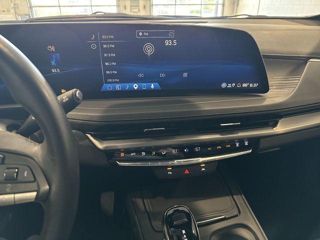 used 2025 Cadillac XT4 car, priced at $32,764