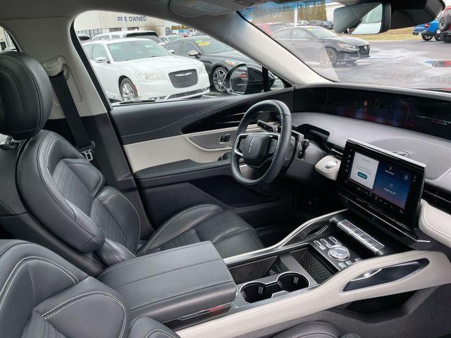 used 2024 Lincoln Nautilus car, priced at $50,889