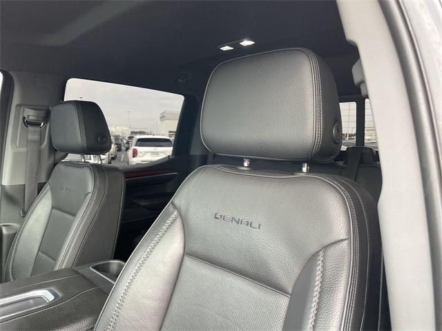 used 2022 GMC Sierra 1500 car, priced at $42,239