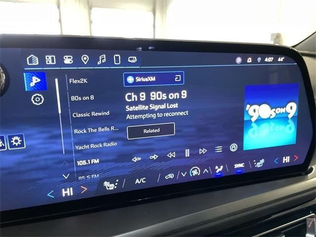 used 2025 Chevrolet Traverse car, priced at $36,446