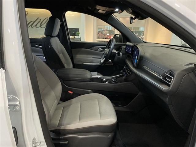 used 2025 Chevrolet Traverse car, priced at $36,446