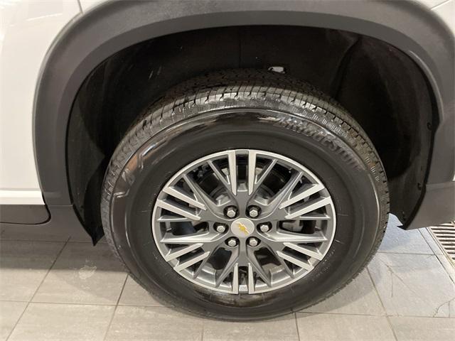 used 2025 Chevrolet Traverse car, priced at $36,446