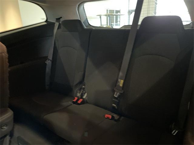 used 2015 Chevrolet Traverse car, priced at $6,388