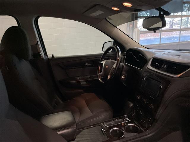 used 2015 Chevrolet Traverse car, priced at $6,388