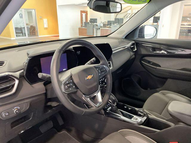 used 2025 Chevrolet TrailBlazer car, priced at $21,859