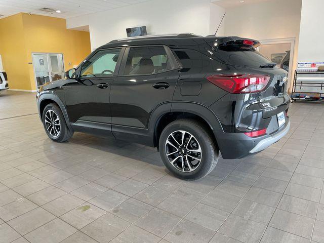 used 2025 Chevrolet TrailBlazer car, priced at $21,859