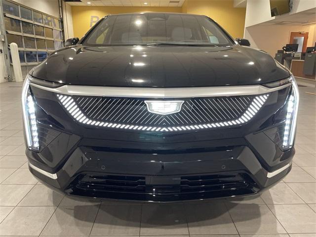new 2025 Cadillac OPTIQ car, priced at $56,605