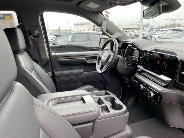 used 2025 GMC Sierra 1500 car, priced at $46,304
