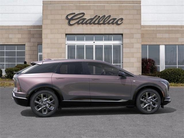 new 2025 Cadillac OPTIQ car, priced at $57,215