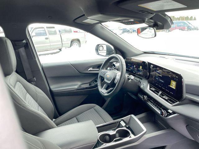 used 2025 Chevrolet Equinox car, priced at $25,885