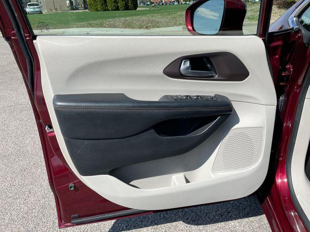 used 2017 Chrysler Pacifica car, priced at $10,490