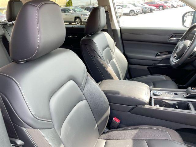 used 2025 Nissan Pathfinder car, priced at $39,270