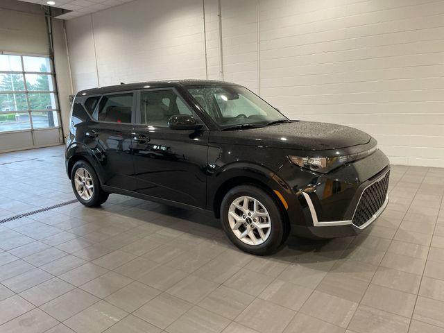 used 2025 Kia Soul car, priced at $19,698