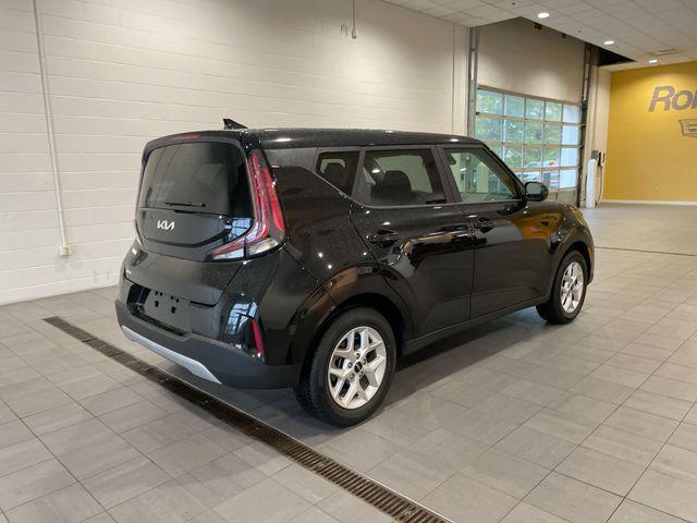 used 2025 Kia Soul car, priced at $19,698