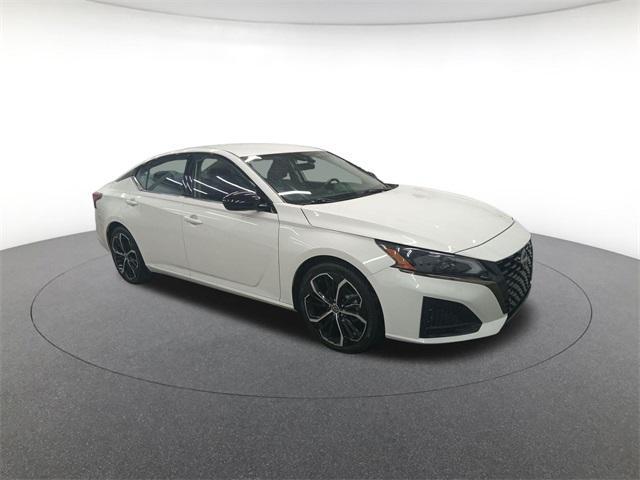 used 2023 Nissan Altima car, priced at $19,900