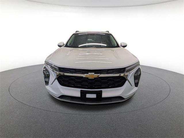 used 2025 Chevrolet Trax car, priced at $21,000