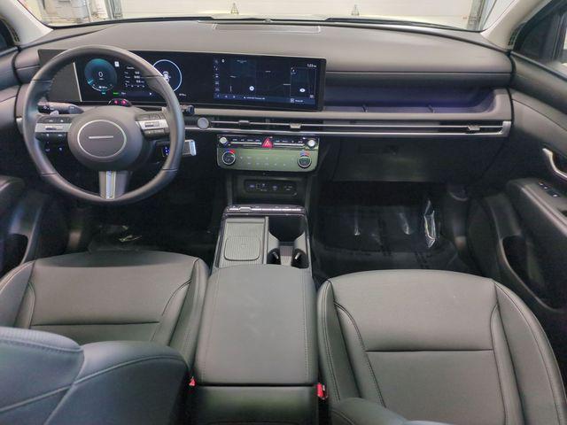 used 2025 Hyundai TUCSON Hybrid car, priced at $31,800