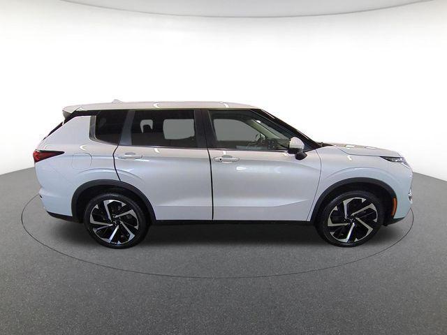 used 2023 Mitsubishi Outlander car, priced at $24,250